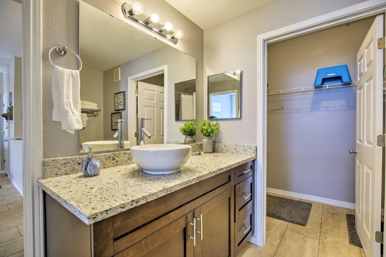 Modern Condo With Pool 4 Mi To Clearwater Beach! Eksteriør bilde